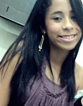 - e o que realmente importa mesmo é ser feliz e pronto . *------*