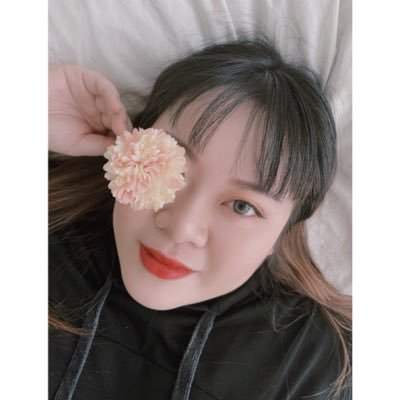 KarisLing's profile picture. BIGBANG♛VIP♛  Snap•karisling0318 IG: Karis_VIP