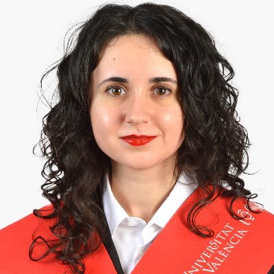 Núria Albiach, pottérica eterna, verdadera Gryffindor, Graduada en Derecho y Opositora a los Cuerpos Generales de la Administración de Justicia! 📚⚖⚡✊🏻