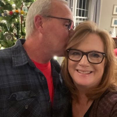 SReed0723's profile picture. Mom. M.Ed. Positivity reigns. Abuse survivor. Sports enthusiast. Beach lover. Coffee junkie that is always tired. ☕🏖 💜😷