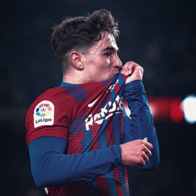 zzxxm_'s profile picture. 