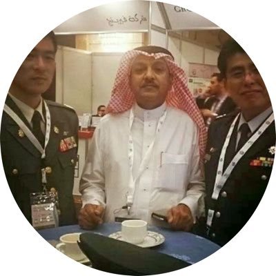 خريج اول دفعة في الطب البيطري من جامعةالملك فيصل في السعوديه/اول سعودي حاصل على الدكتوراة/الطب الباطني والامراض المعدية /احد من مؤسسي الجامعه 1395ه