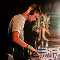 𝕸𝖔𝖜𝖇𝖟 (@iammowbz) 's Twitter Profile