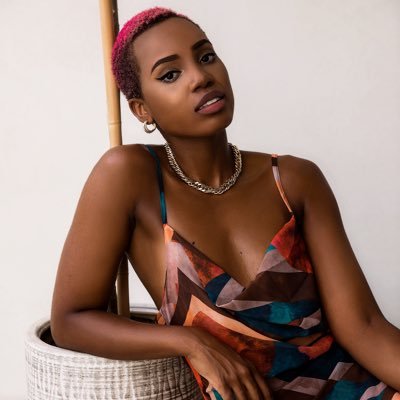 ZeeMtshaLi's profile picture. Jeremiah 29:11 ♥️