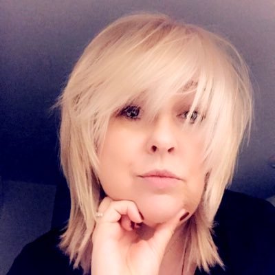 yanemer's profile picture. 51.590562 -0.281794