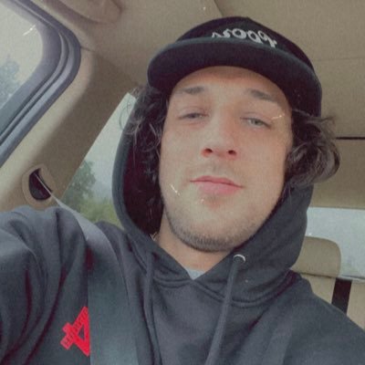 SMOKEYTHEBEARHI's profile picture. ✖‿✖