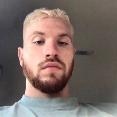 chandlerevanss's profile picture. peace and love