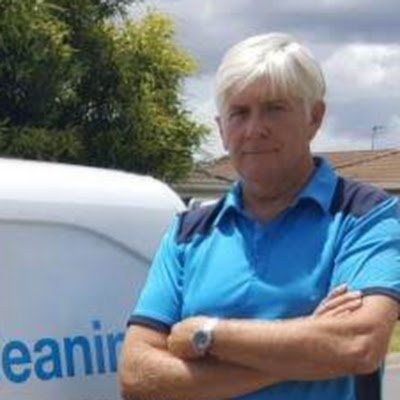 A window cleaner in Brisbane, Australia, who's loving life!