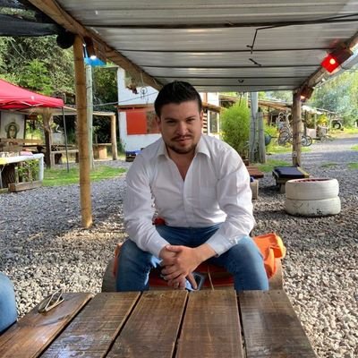 FerGuevaraVaca's profile picture. Arquitecto