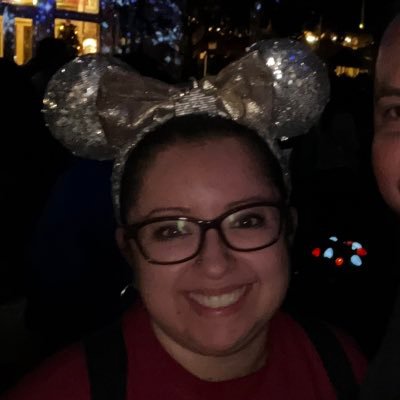 JennyyLisbeth's profile picture. Hi. Jenny here. TWEET TWEET.