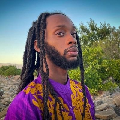 Nicoli_the_poet's profile picture. I make art. Waiting on mango season.