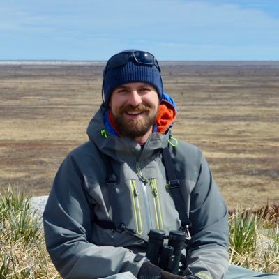 PhD candidate @umanitoba. I primarily study Arctic and red foxes, wolves, and beavers, among other wildlife. Collaborator @VoyaWolfProject. MSc @UMNDuluth