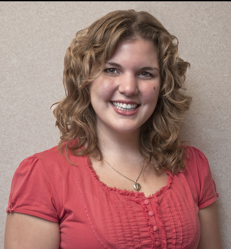 (Laura Schraeder)
Email marketer, online shopper, karaoke singer, living room dancer, delicious meal maker.
