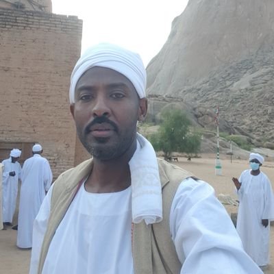 The one who makes no mistake, make nothing.
عامل الناس كما تحب أن يعاملوك