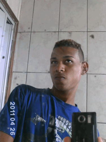 Lá vem lá vem la vem la vem olha o trem olha o trem olha o trem olha o trem A Bronkka tá no sanguee !!!