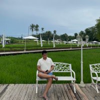 Kevin Gunawan (@eeyorevlrt) 's Twitter Profile
