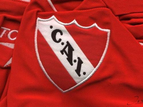 • C.A.I • Mi corazon es Rojo y Pa®anoico.