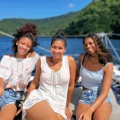 7ThirtyFive's profile picture. Syracuse University '99