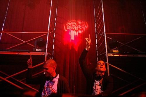 Groovenatics's profile picture. Info/Promo's: info@groovenatics.com http://t.co/gBClytxQ