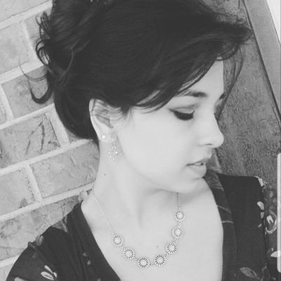 GirlVNextDoor's profile picture. Welcome to my Twitter 💙 Mother 💖 Singer 🎤 Model 💃
https://t.co/J3Pqrpnmx5