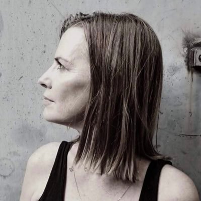 ReneeLarios's profile picture. 