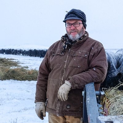 Southwest Saskatchewan rancher, musician and photographer.   Eat Canadian Beef and Lamb. Wear wool, buy local, eat local. Make live music 🎶