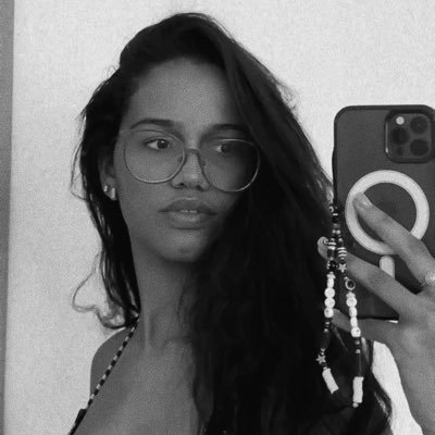 YanessaAline's profile picture. Insta: Yanessa_aline