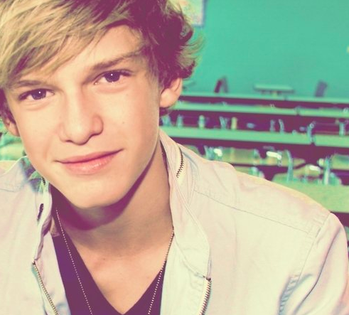 I just can't describe my thoughts about cody in less than 160 chars.. he's just amazing. ♡