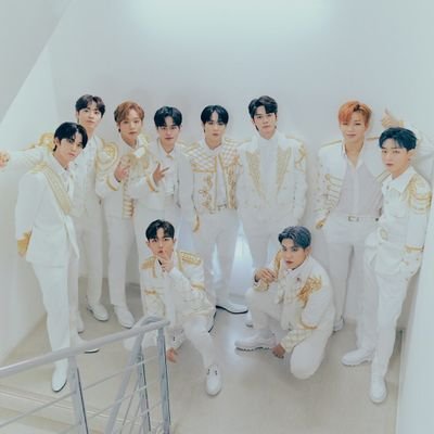 😢늙어가는 너블이♡

혼잣말 ..

그놈블(fan account)