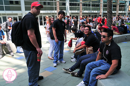 T0IVIT0IVI's profile picture. Rainbow 6 Siege among other FPS. I suck at using Twitter so don't expect much from me. https://t.co/4QkS89ortt