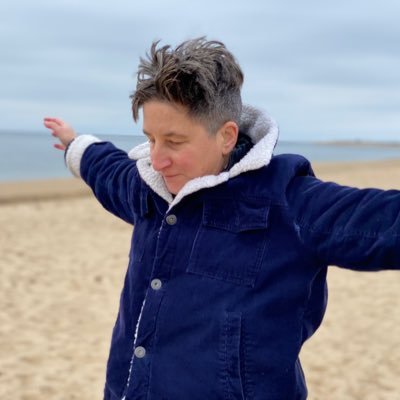 Insta & BlueSky @manionjen Writer, Historian, Professor, @AmherstCollege  #FirstGen #NonBinary Penn & Rutgers alum #FemaleHusband to @jessicahalem