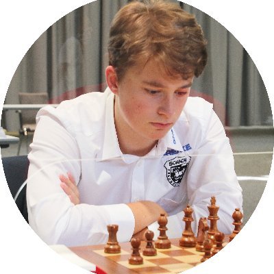 Official account
German chess grandmaster
born: 15.11.2004
current rating: 2738
#14 in the world