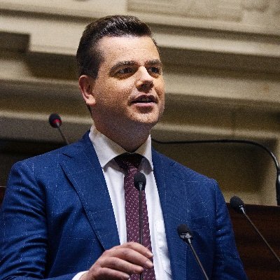 Federaal parlementslid voor Vlaams Belang met een passie voor economie en energie.