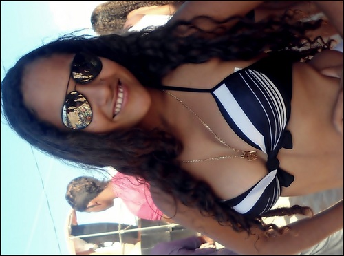O meu jeito de ser αs vezes
incomodα os outros. .
mαs eu nαo ligo ;)
sou o qê sou.
qem nαo estiver feliz qê se mαte ((y 
__________________________________
