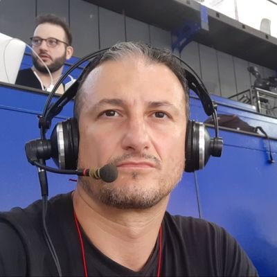 Giornalista PRO, radiocronista https://t.co/sOfxzHnVoa. (ex RTL 102.5 e Mediaset Premium). Referente calcio CSAIn Lazio, presidente EIFA, portiere serie D e sett.giov. Lazio