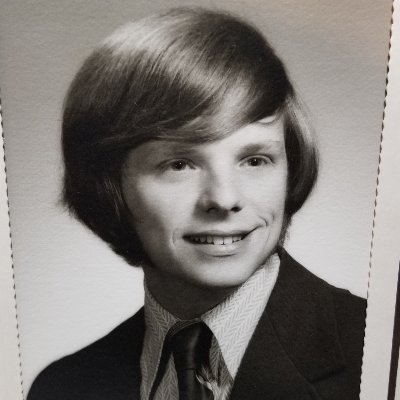 dentrobo's profile picture. Pharmacist. Believer in Drugs That Work. Trust Me.  "Secundum Artem"   "All I want for an honest day's work, is an honest week's pay". NO PORN..NO LISTS..