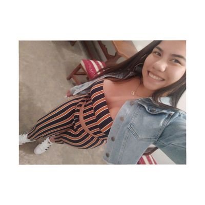 anakarina152's profile picture. Técnico medio en Telecomunicaciones 📡.
Ig: karinav_29