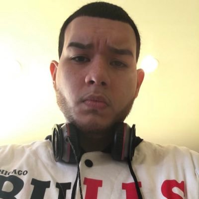 chino14913397's profile picture. 