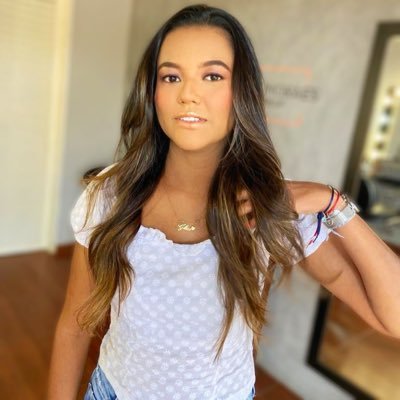 GleiceLarissaS1's profile picture. 🙃