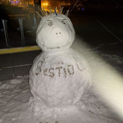 BestiolMir's profile picture. Débutant en crypto ! Un jour j'espère bien comprendre quelque chose !
En attendant je fais des giveways! ^^