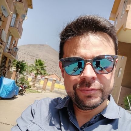 PauloBlancoM's profile picture. Ingeniero, feliz, agradecido de la vida, con ganas de vivir, con más pilas que nunca.