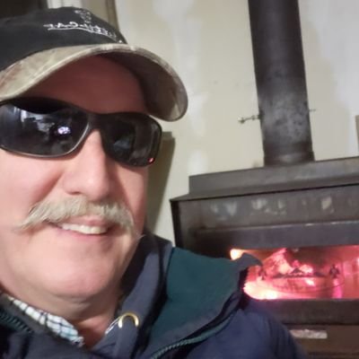 60, lives in Tulalip, enjoy listening to good sports broadcasts on the radio, not great at tweeting, but am light hearted, enjoy cooking and driving my tractor