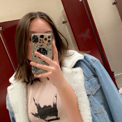 Natalie58957810's profile picture. Insta: nataliemay19_