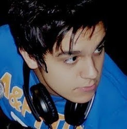 estamos ai desdo dia 01/08/10  pelo @luansantana 
quem quiser falar com nós  Msn: fc_desculpas@hotmail.com
Fc oficializado dia 05/07/11