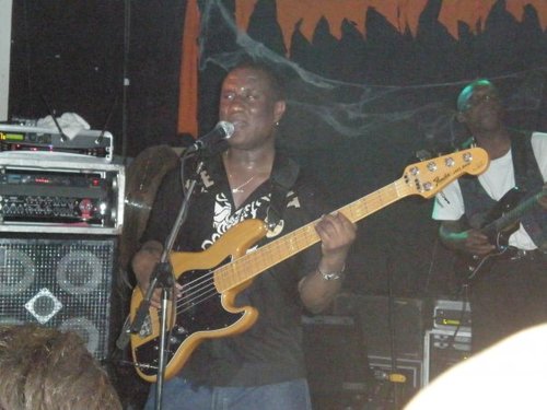 gbase_d's profile picture. 