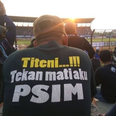 Memberi Semangat Baru Untuk PSIM
akun twitter resmi BRAMASTA Brajamusti Mataram Selatan

PSIM SEKO ATI TEKANING PATI!!