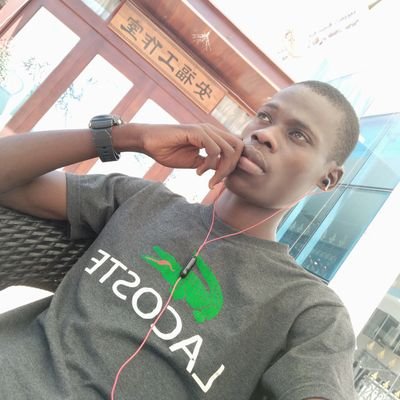 NgolaCesar's profile picture. 