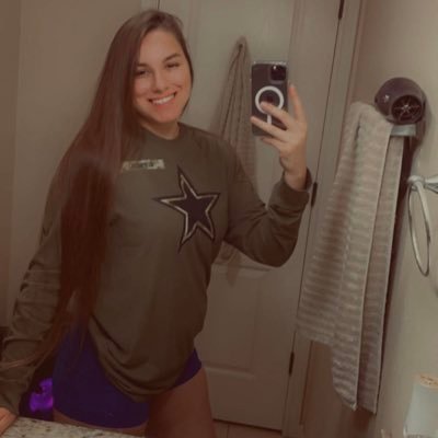 Cowboys Nation ~ Mother of baby Dakota ~ in a relationship with god❤️