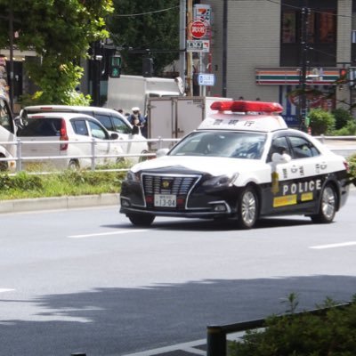 埼玉県警察、警視庁を主に撮影しています。パトカー好きの方、緊急車両好きの方仲良くしていただけると嬉しいです。 埼玉県警察を撮影してる方いらっしゃいましたら、いろいろ情報共有したいと思っています。 ぜひいろいろ教えてください‼︎😊