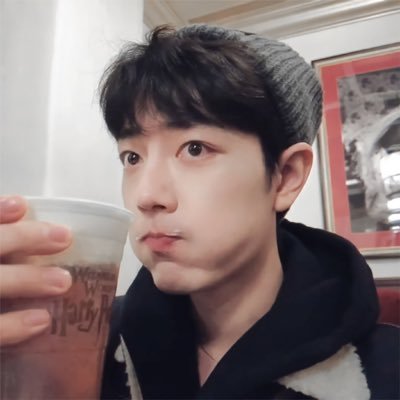 ☆ 𝚂𝚝ä𝚗𝚍𝕔𝕙𝕖𝕟 ││ 博君一笑 🦁🐰さんのプロフィール画像
